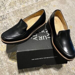 Women’s Naturalizer Shoes –Cabaret, Black – Size 9